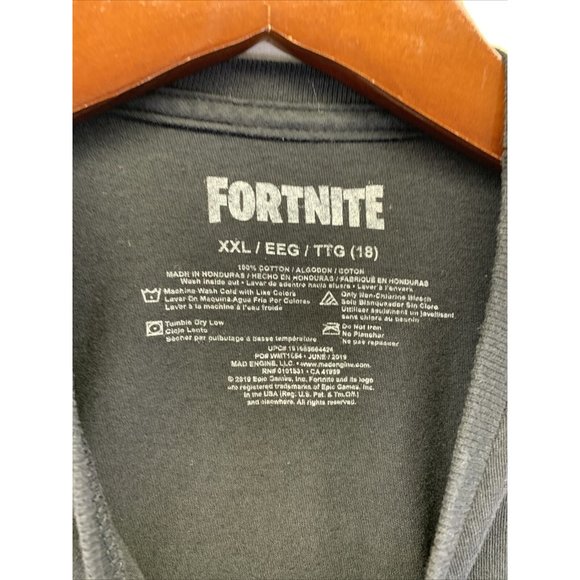 Fornite Uncle Petes Pizza Pit Black/Red Graphic Shirt Boys Size XXL-6600 - Picture 3 of 6